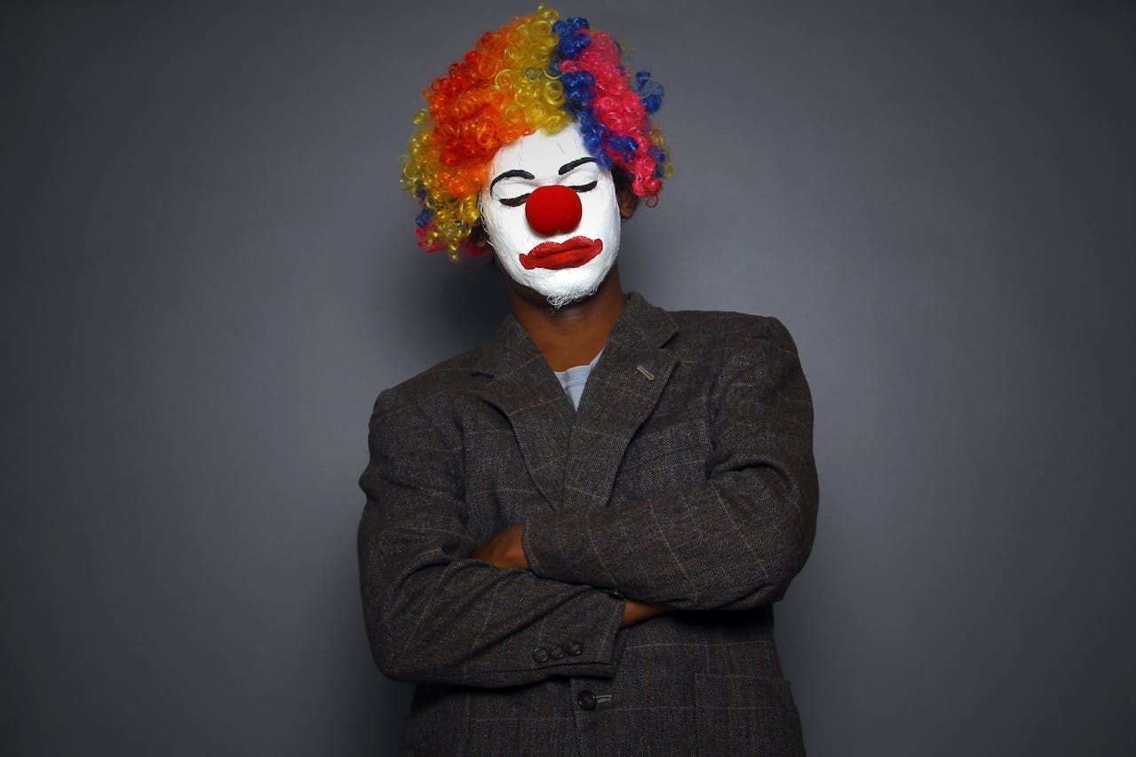 Photo of a clown by Sachin Bharti on pexels.com